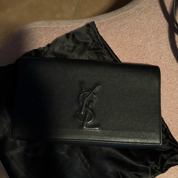 Yls large black clutch barely used - Picture 6 of 8